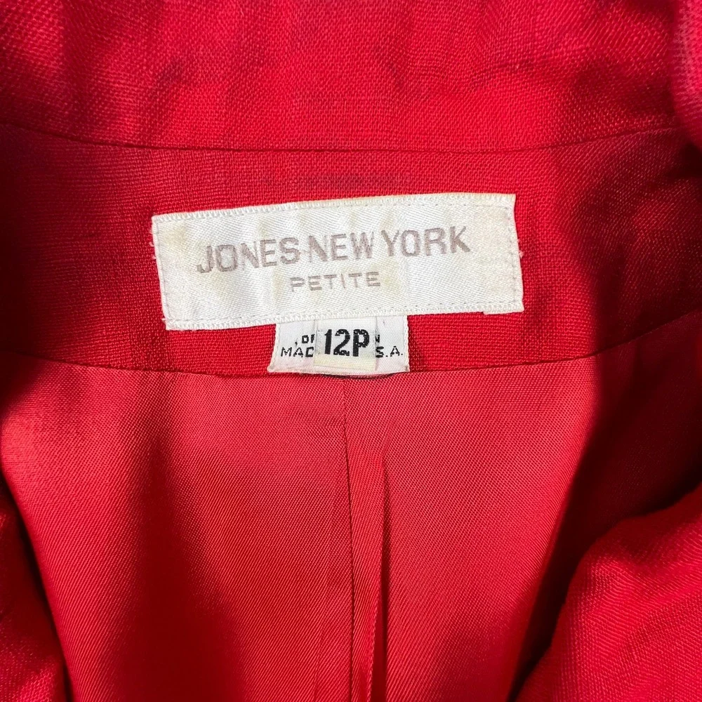 Jones New York Blazer Women 12P Red Gold Crest Button VTG Professional Office